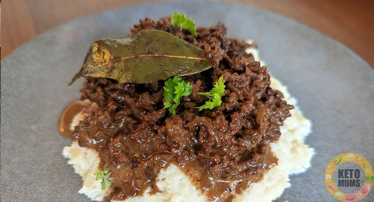 Millionbøf ala Umut Sakarya med keto-blomkålsmos